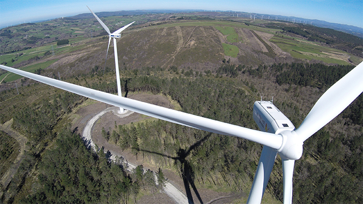 Cuenta con una potencia de 14 MW, capaz de generar 37 GWh anuales, equivalente al consumo de 12.000 viviendas
