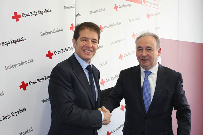 Óscar Martín, consejedo delegado de Ecoembes, y Leopoldo Pérez, secretario general de Cruz Roja Española