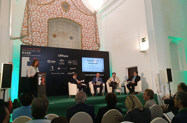 El I Congreso Nacional de Reciclaje de Residuos Electrónicos (RAEE) se celebró en Antequera